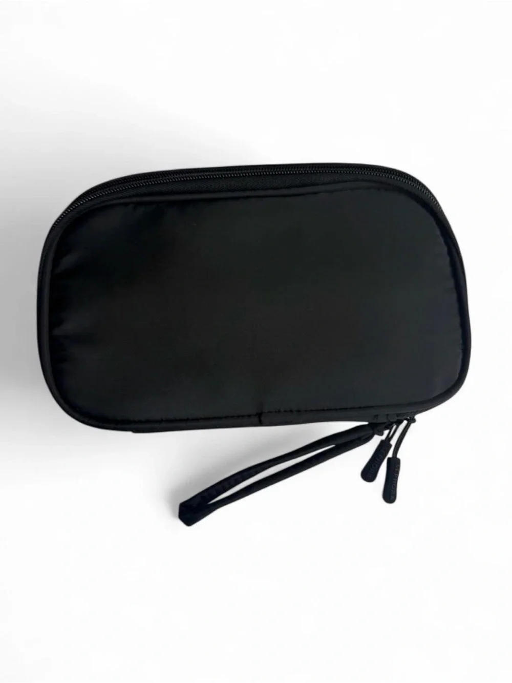 Sephora sleek pouch